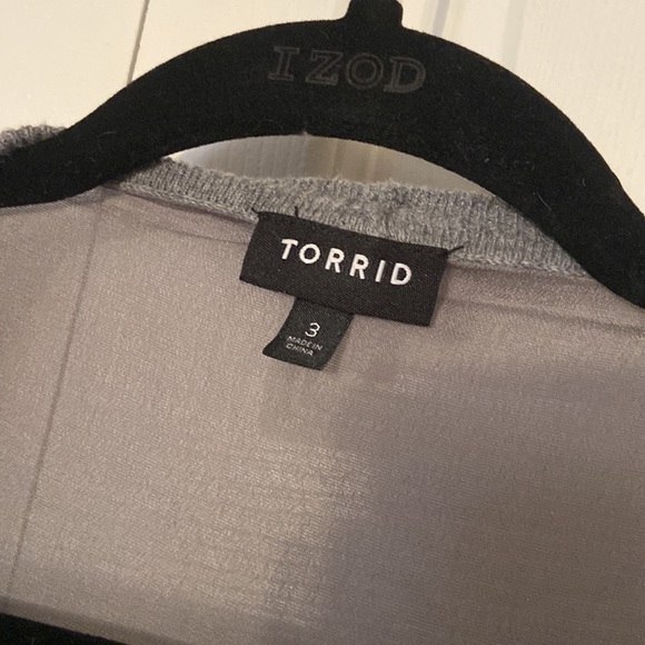 Torrid grey waterfall cardigan - Picture 3 of 4